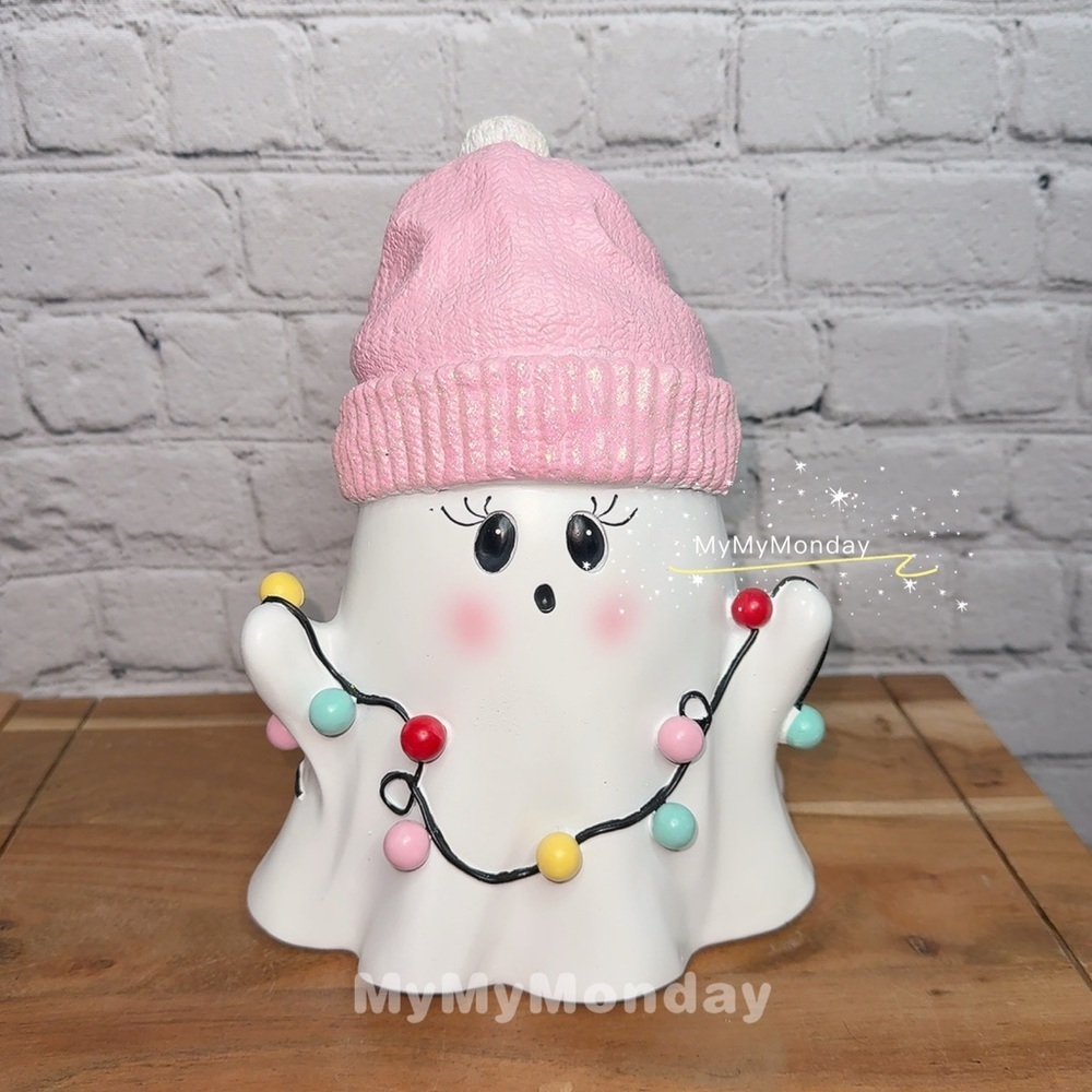Christmas Ghost with Pink Beanie and Lights